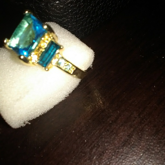 Ring - Picture 5 of 5